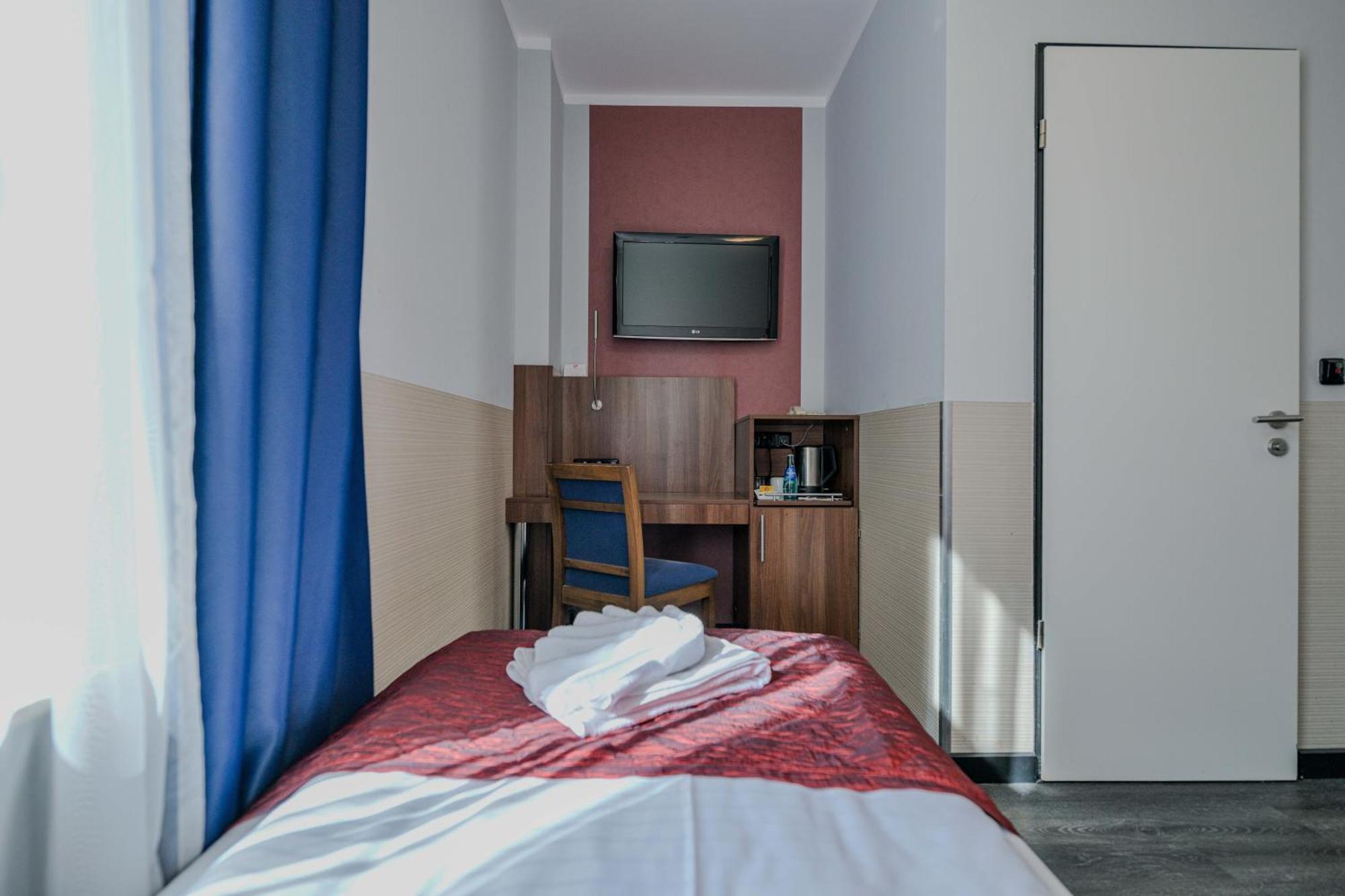 Superior Single Room,1758815448:JPEG
